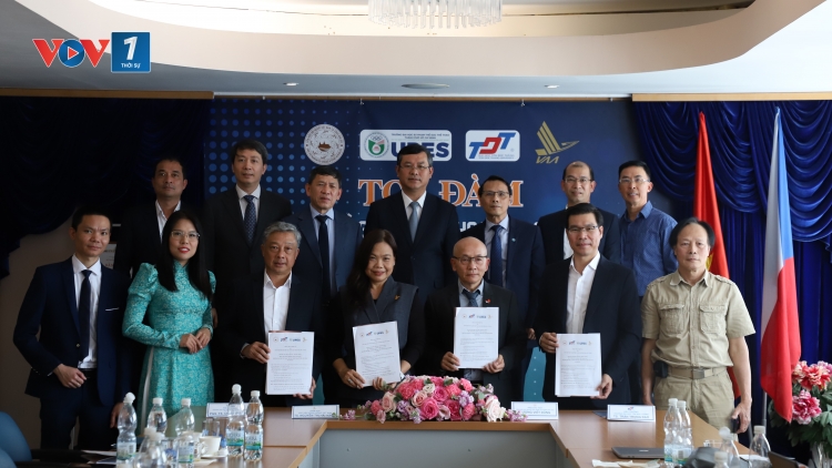 Tọa đàm hợp tác về Giáo dục, Khoa học Công nghệ và Chuyển đổi số giữa Việt Nam và Cộng hòa Séc