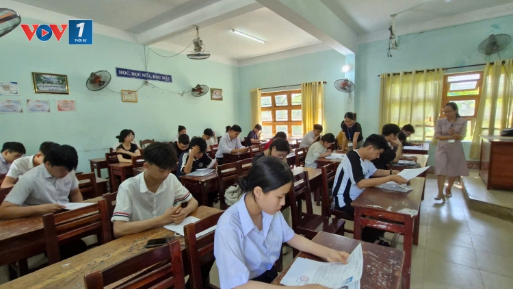 Hơn 14.500 thí sinh tại Đà Nẵng đến điểm thi làm thủ tục, học quy chế thi
