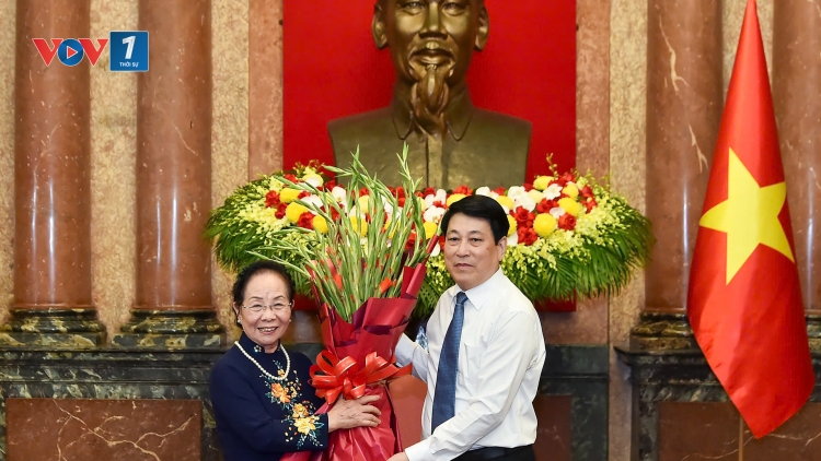 Chủ tịch nước Lương Cường gặp mặt đoàn đại biểu Hội Khuyến học tiêu biểu toàn quốc