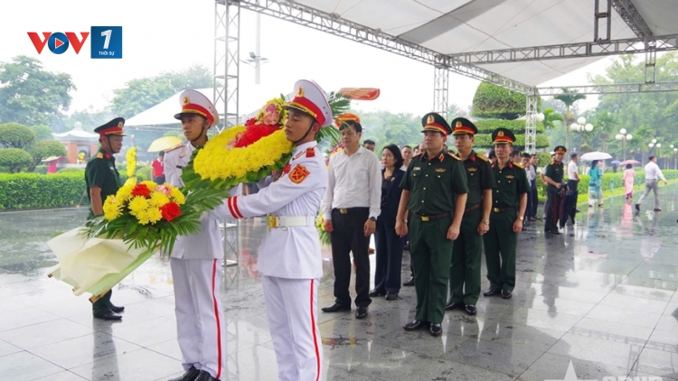 Đoàn công tác Quân ủy Trung ương, Bộ Quốc phòng tri ân các anh hùng liệt sĩ