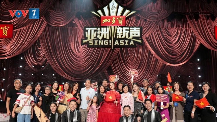 Phương Mỹ Chi vào top 3 Sing! Asia