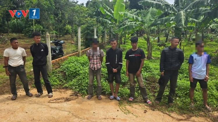 Khởi tố nhóm thanh, thiếu niên dàn cảnh cướp giật ở Đắk Lắk