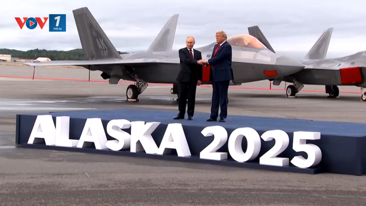 Tổng thống Nga Vladimir Putin gặp Tổng thống Mỹ Donald Trump tại Alaska