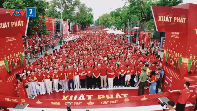 Cùng Việt Nam tiến bước