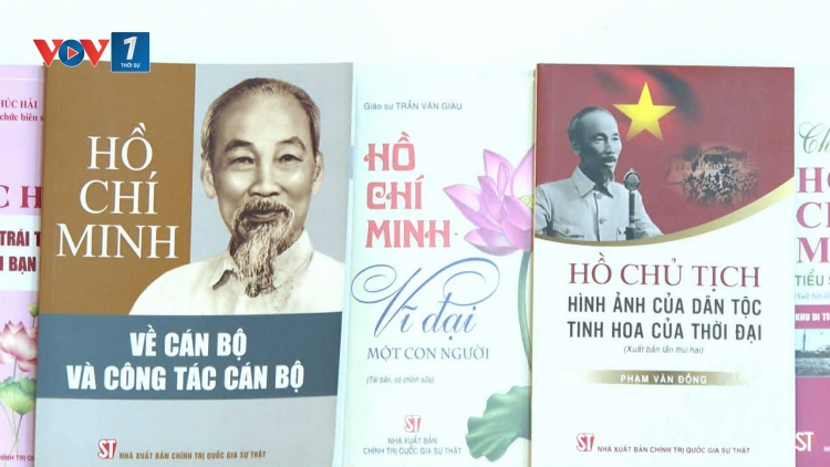 Tủ sách Bác Hồ – Món quà tri thức và tinh thần dành tặng Udon Thani