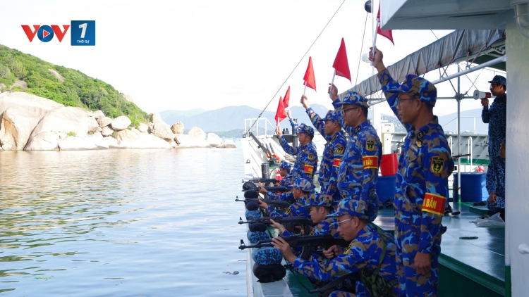 Vững vàng trong lòng biển