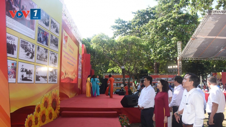 TPHCM: Triển lãm ảnh kỷ niệm 80 năm ngày Cách mạng tháng Tám thành công