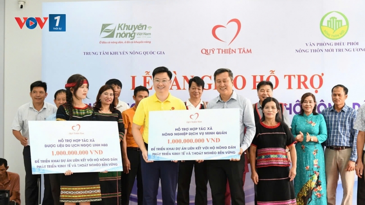 Qũy Thiện tâm được trao Huân chương Lao động hạng Nhất: 19 năm bền bỉ thiện nguyện