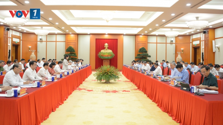 Thời sự 18h 4/9/2025: Bộ Chính trị làm việc với Ban Thường vụ Đảng uỷ MTTQ, các đoàn thể Trung ương