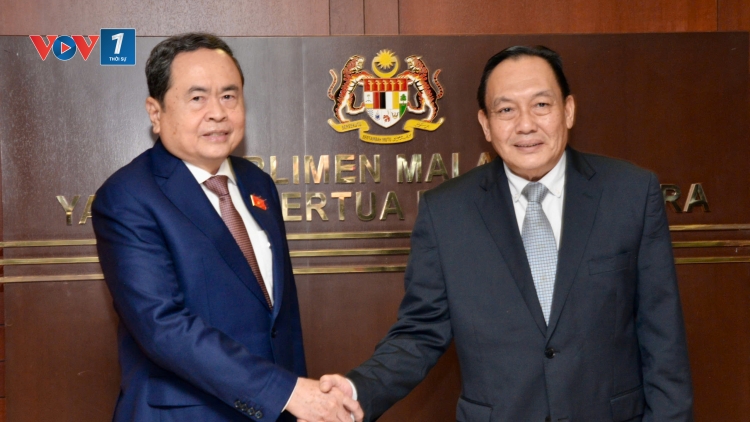 Chủ  tịch Quốc hội Trần Thanh Mẫn hội đàm với Chủ tịch Thượng viện Malaysia
