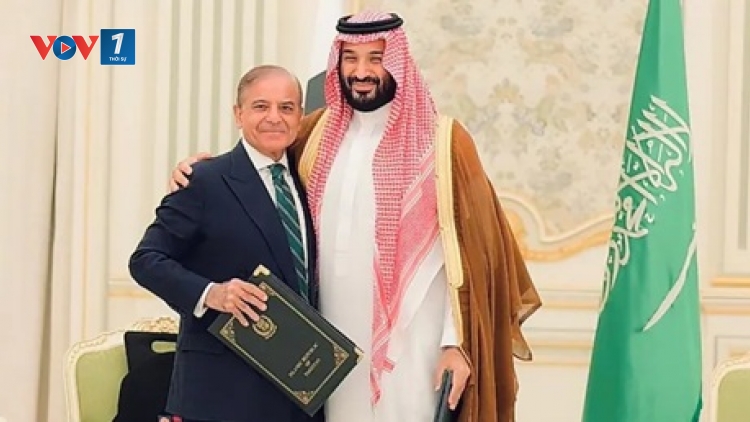 Saudi Arabia và Pakistan ký hiệp ước phòng thủ chung