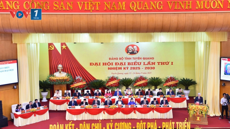 Đồng chí Đỗ Văn Chiến dự Đại hội Đại biểu Đảng bộ tỉnh Tuyên Quang lần thứ I, nhiệm kỳ 2025-2030