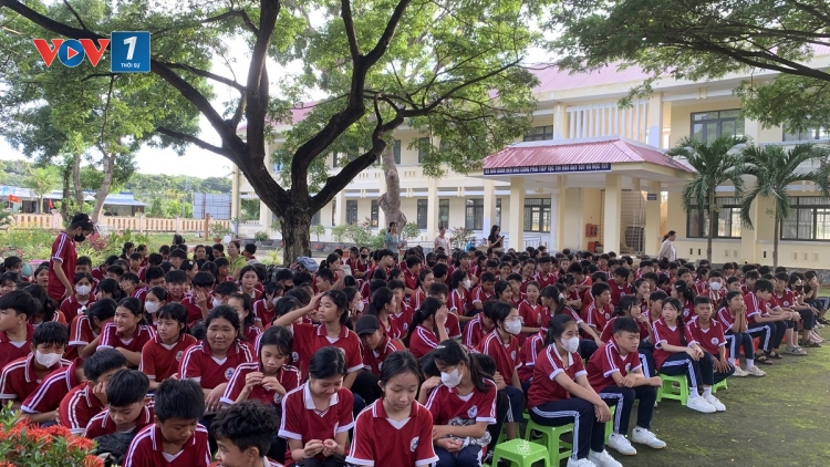 Dạy học 2 buổi/ngày: Từ Chỉ thị đúng đến thực tiễn đầy thử thách!