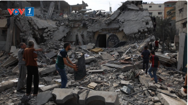 Israel tiếp tục tấn công, bệnh viện thành phố Gaza quá tải nghiêm trọng
