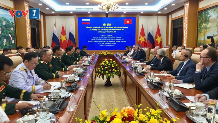 Đại tướng Phan Văn Giang hội đàm với Trợ lý Tổng thống, Chủ tịch Hội đồng Biển Liên bang Nga