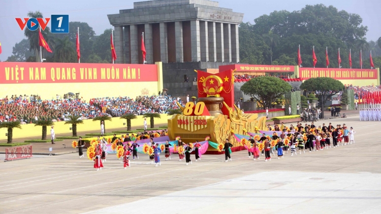 Thời sự 21h30 3/9/2025: Thư cảm ơn của Ban Chỉ đạo TW kỷ niệm các ngày lễ lớn và sự kiện lịch sử