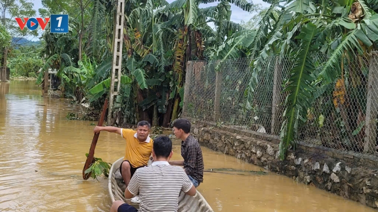 Hương Sơn, Hà Tĩnh: Dồn lực giúp dân ổn định cuộc sống sau bão