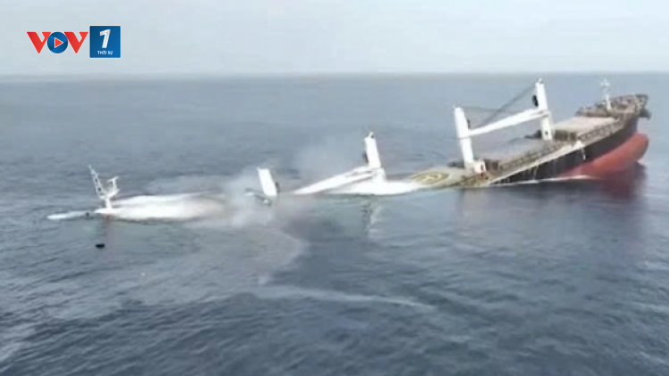 Houthi tiếp tục tấn công tàu liên quan Israel trên Biển Đỏ