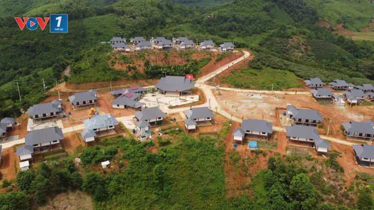 Trong tim ai cũng có Một chữ Làng