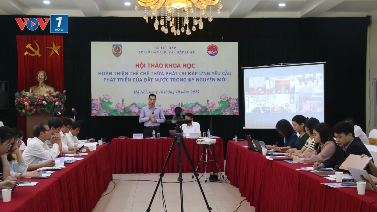 Có nên trao quyền cưỡng chế thi hành án cho thừa phát lại?