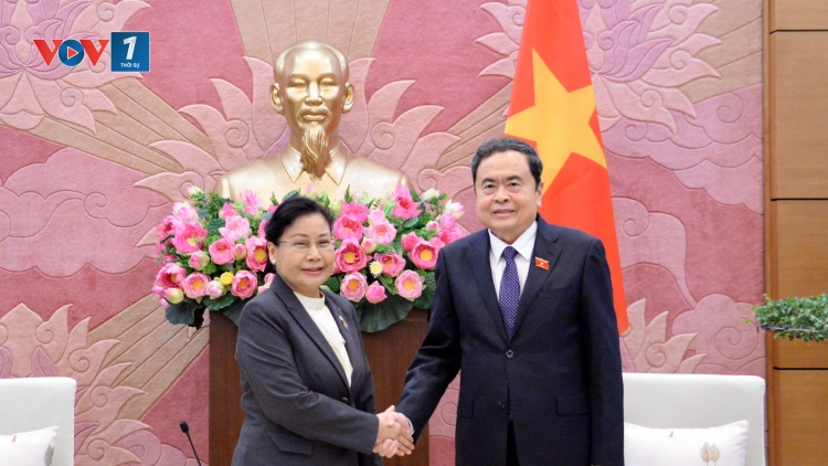 Chủ tịch Quốc hội Trần Thanh Mẫn tiếp Chánh ánh Tòa án nhân dân tối cao Lào