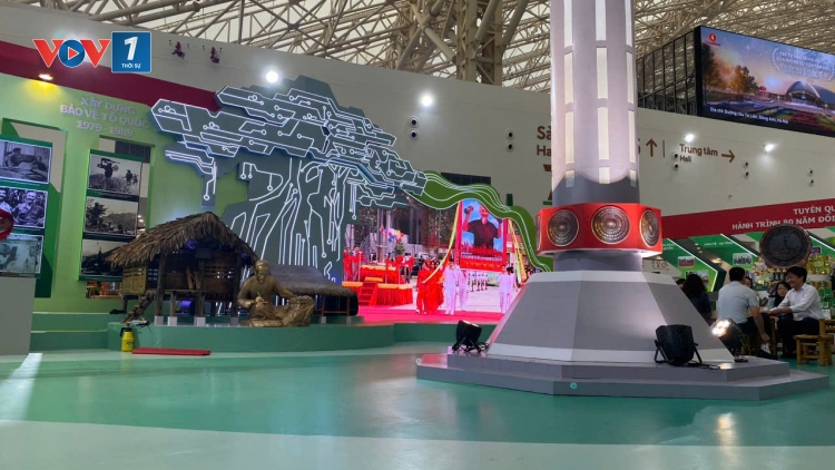 Tiếp tục rà soát, hoàn thiện công tác chuẩn bị Lễ Khai mạc Triển lãm Thành tựu đất nước 