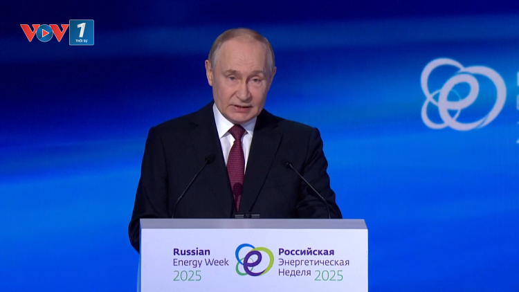 Tổng thống Nga Putin nêu bật xu hướng và thách thức đặt ra cho toàn ngành năng lượng