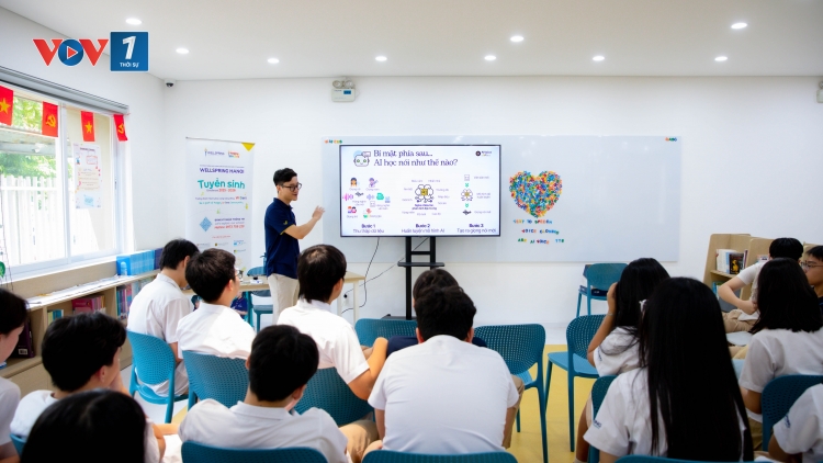 Không một mình- Chung tay bảo vệ trẻ em trên không gian mạng