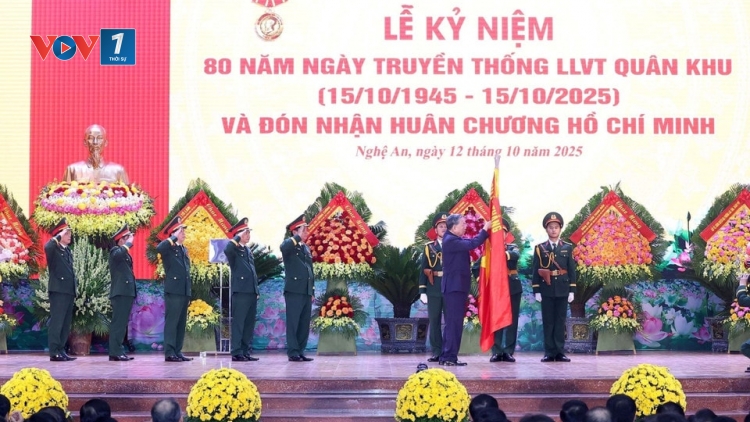 Thời sự 12h 12/10/2025: Lễ kỷ niệm 80 năm Ngày truyền thống lực lượng vũ trang Quân khu 4