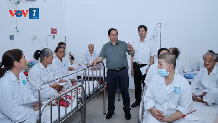 Thủ tướng: Nỗ lực để 01/01/2027 Bệnh viện Ung bướu Cần Thơ đi vào hoạt động