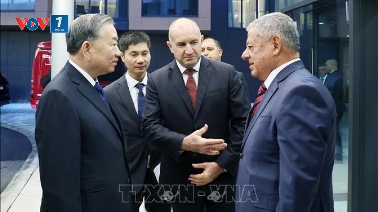 Tổng Bí thư Tô Lâm thăm Công ty công nghiệp quốc phòng Samel-90 (Bulgaria)