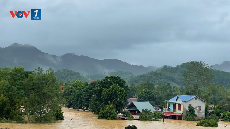 Thời sự 21h30 6/10/2025: Hoàn lưu bão số 11 gây mưa lũ tại khu vực phía Bắc