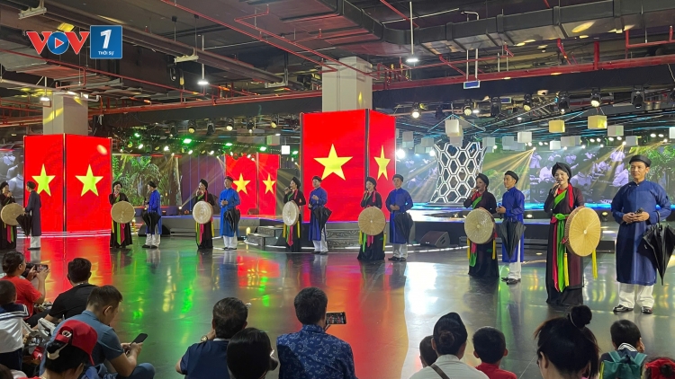 Ngọt ngào câu ca quan họ tại Triển lãm Quốc gia