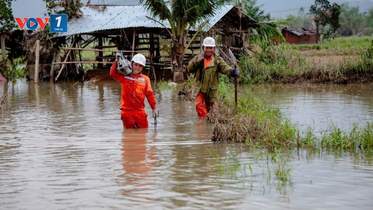 EVNCPC đã khôi phục 98,2% phụ tải bị ảnh hưởng sau mưa lũ