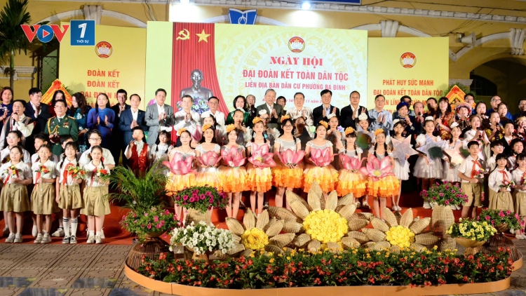 Tổng Bí thư, Chủ tịch Quốc hội dự Ngày hội đại đoàn kết toàn dân tộc tại phường Ba Đình, Hà Nội