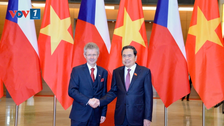 Chủ tịch Quốc hội Trần Thanh Mẫn hội đàm Chủ tịch Thượng viện Quốc hội Cộng hòa Séc
