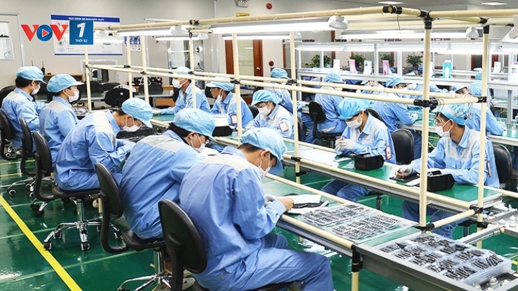 Cơ hội và thách thức gì để Việt Nam tham gia thị trường bán dẫn toàn cầu