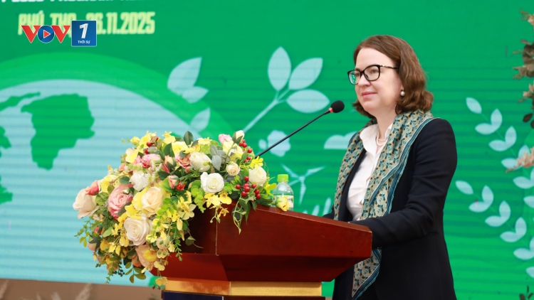 Ireland cam kết tiếp tục tài trợ 1,4 triệu Euro cho chương trình  "Tiến Về Phía Trước" tại Việt Nam