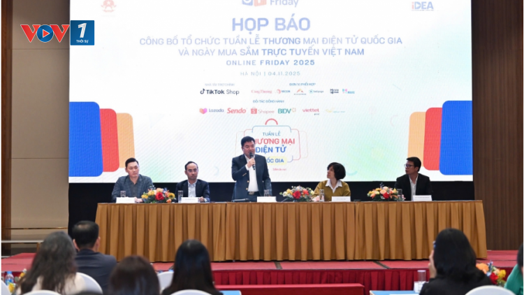 Nhiều hàng hóa khuyến mại đến 100% tại Tuần lễ Thương mại điện tử quốc gia 2025