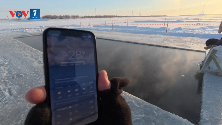 Nga: độc đáo hoạt động bơi lội mùa đông ở nhiệt độ -30°C