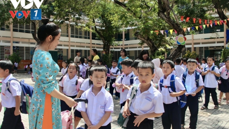 Tôn vinh người thầy trong kỷ nguyên mới: Không chỉ là tôn sư trọng đạo mà là tầm nhìn quốc gia