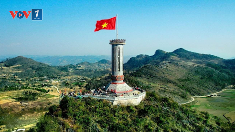 Lãnh đạo không phải người địa phương: Toàn tâm lo việc nước