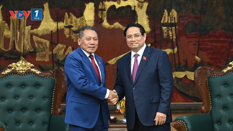 Thủ tướng tiếp Bộ trưởng Ngoại giao và Ngoại thương Quần đảo Solomon Peter Shanel Agovaka