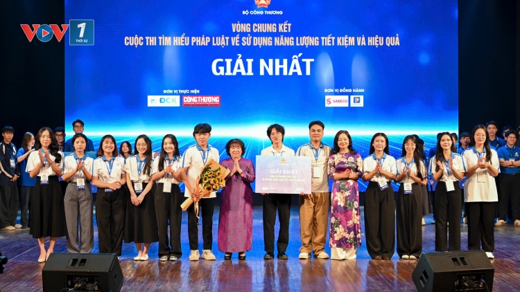 Chung kết Cuộc thi "Tìm hiểu pháp luật về sử dụng năng lượng tiết kiệm và hiệu quả"