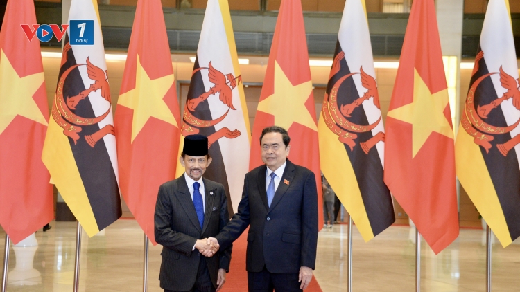 Chủ tịch Quốc hội Trần Thanh Mẫn hội kiến Quốc vương Brunei Darussalam Haji Hassanal Bolkiah