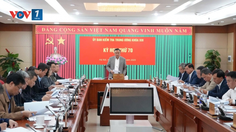 Kỳ họp thứ 70 của Ủy ban Kiểm tra Trung ương