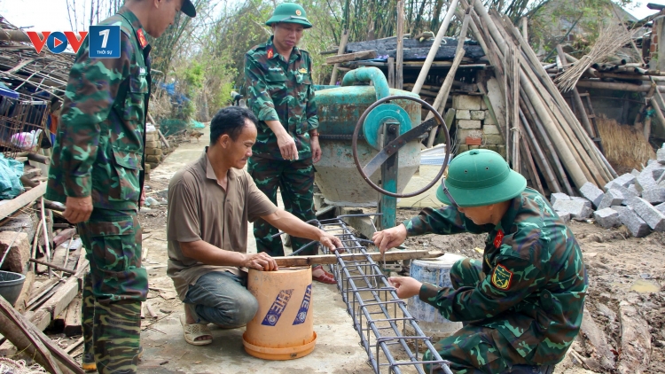 Thần tốc thực hiện "Chiến dịch Quang Trung" dựng lại nhà cho nhân dân