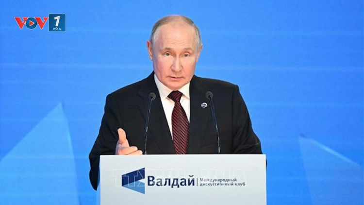 Tổng thống Putin: Kinh tế Nga vẫn trong tầm kiểm soát, an sinh xã hội là ưu tiên hàng đầu