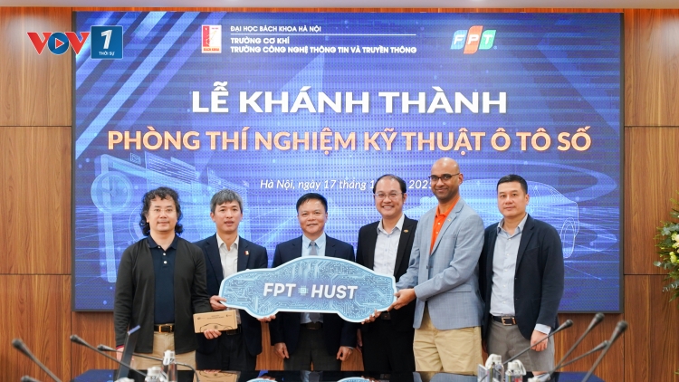 Khánh thành Phòng thí nghiệm Kỹ thuật Ô tô số, thúc đẩy đào tạo nguồn nhân lực 