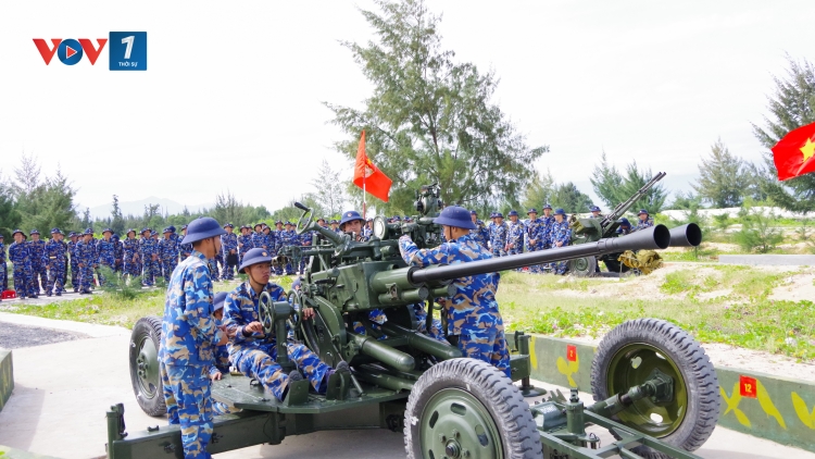 Quân dân Đặc khu Trường Sa hướng về Đại hội XIV của Đảng